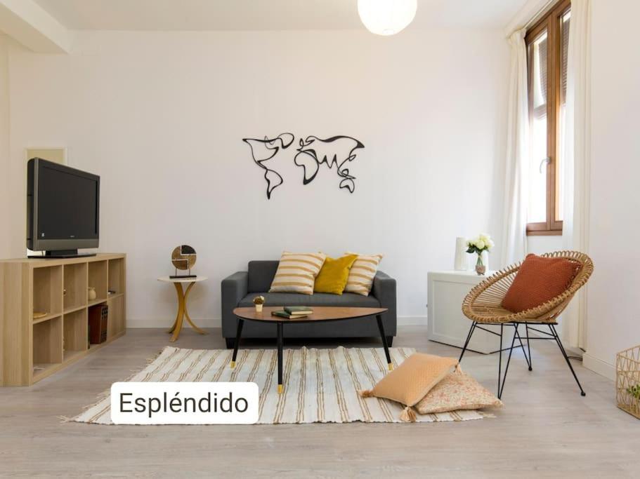 Moderno Apartamento En Casco Historico + Desayuno! Saragossa Exterior foto